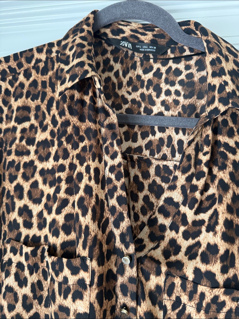 Zara Women’s Leopard Print Button-Down Shirt in Brown and Black